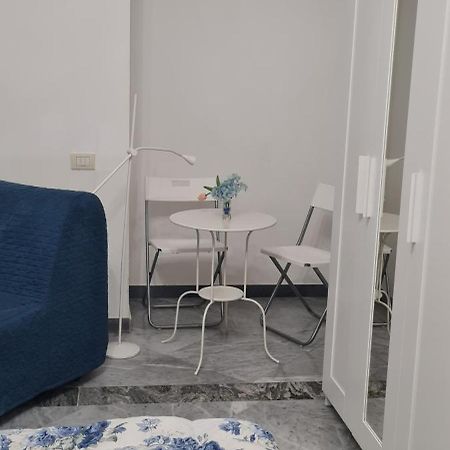 Le Ginestre In Centro Bed & Breakfast Salerno Dış mekan fotoğraf