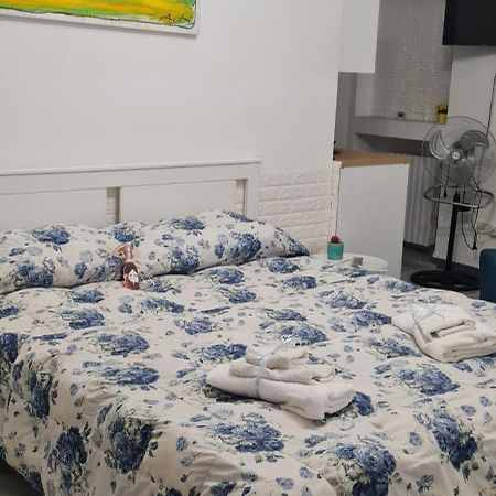 Le Ginestre In Centro Bed & Breakfast Salerno Dış mekan fotoğraf