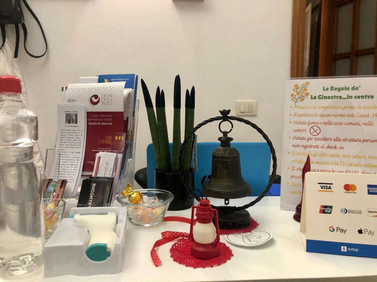 Le Ginestre In Centro Bed & Breakfast Salerno Dış mekan fotoğraf