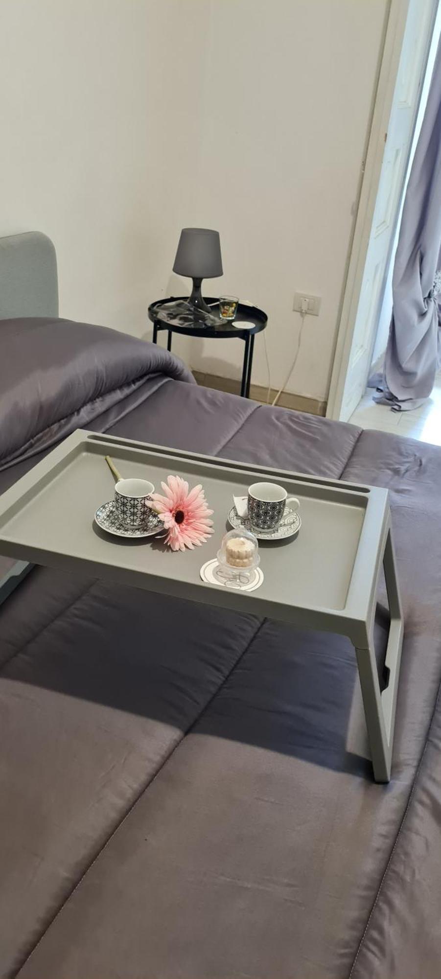 Le Ginestre In Centro Bed & Breakfast Salerno Oda fotoğraf